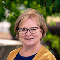 Sharon Dahl headshot