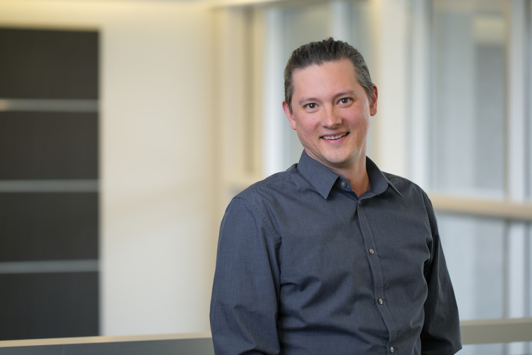 Headshot photo of Gareth Becker