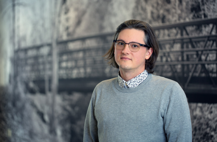 Headshot image of Gareth Becker