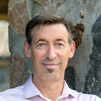 Headshot of Scott Phillips